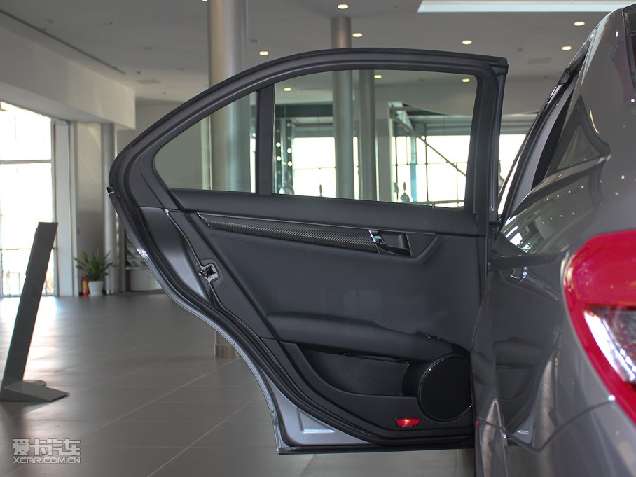 2010YCAMG AMG C 63 ܰ