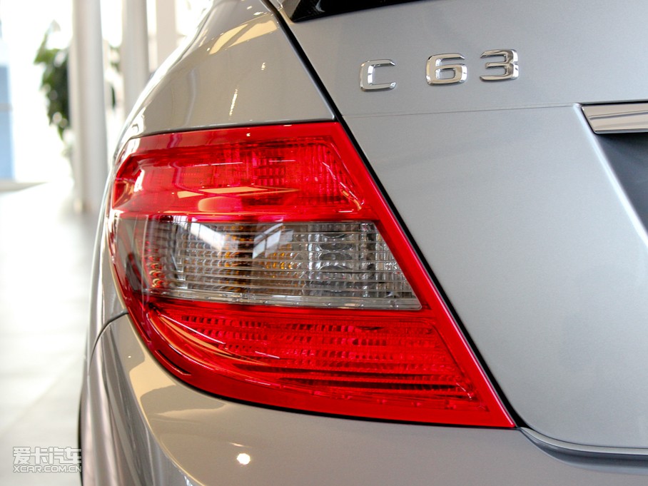 2010YC(j)AMG AMG C 63 ܰ