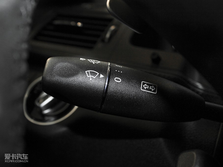 2010YCAMG AMG C 63 ܰ