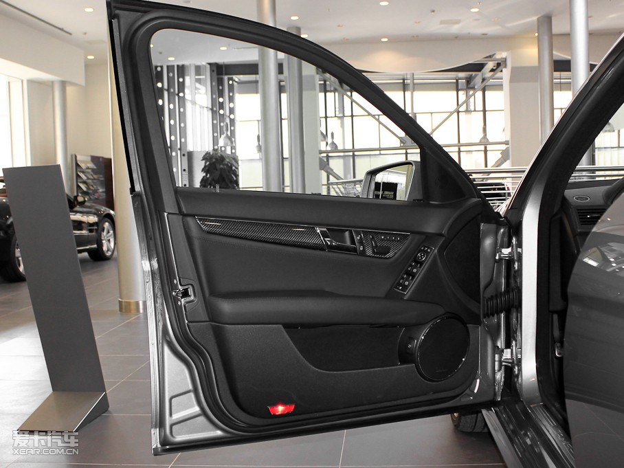 2010YCAMG AMG C 63 ܰ