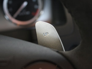 2010A(y)MG C 63 ܰ п؅^(q)