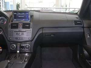 2010A(y)MG C 63 ܰ п؅^(q)