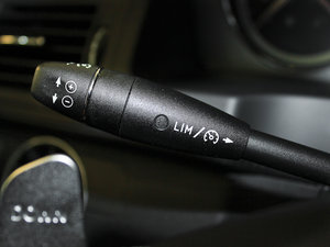 2010A(y)MG C 63 ܰ п؅^(q)