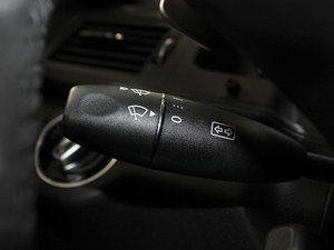 2010A(y)MG C 63 ܰ п؅^(q)