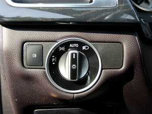 2012CLS 300 CGI п؅^