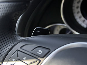 2012CLS 300 CGI п؅^