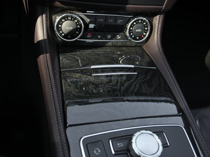 2012CLS 300 CGI п؅^