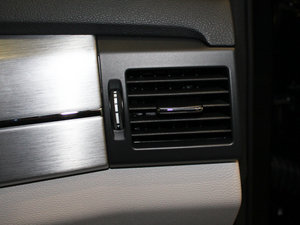 2011款GLK 300 4MATIC 豪华版 中控区