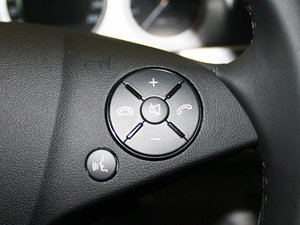 2011款GLK 300 4MATIC 豪华版 中控区