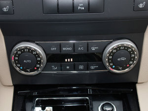2011款GLK 300 4MATIC 动感版 空调调节