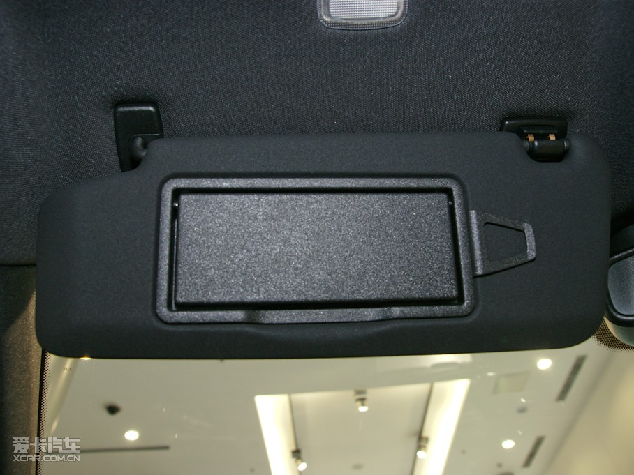 2010��YC��(�M(j��n)��) C 300