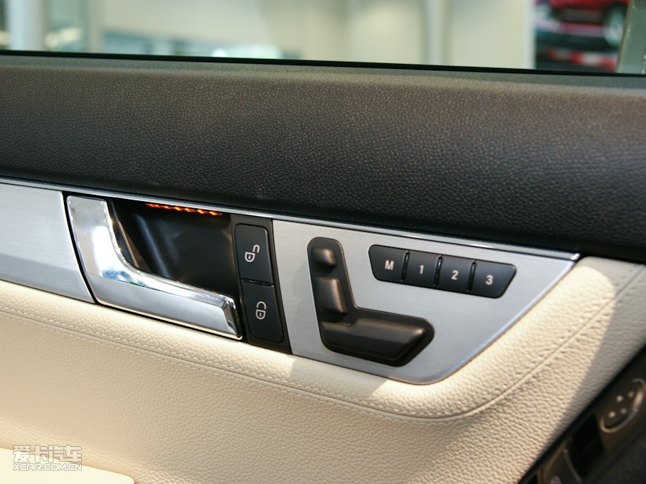 2010YC(j)(M(jn)) C 300