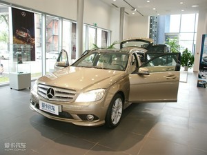 2010款C 300 整体外观
