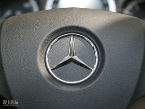 2010C 300 п؅^