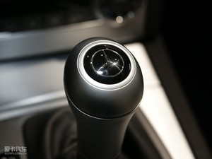 2010款C 300 中控区