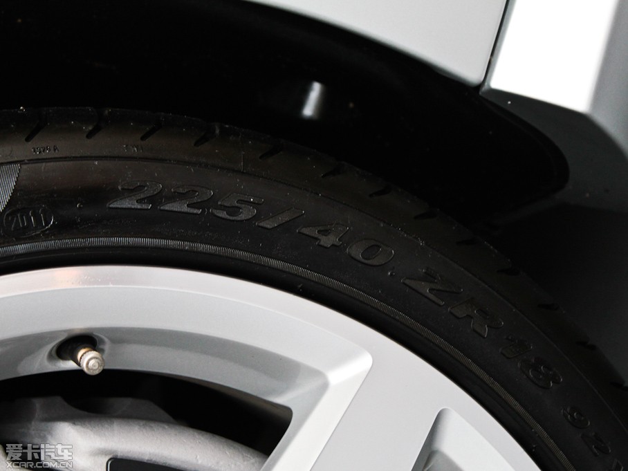 2011YSLK SLK 200 A\