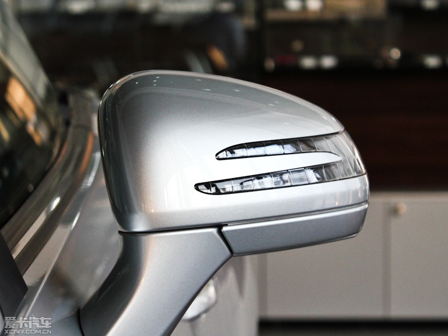 2011YSLK SLK 200 A\