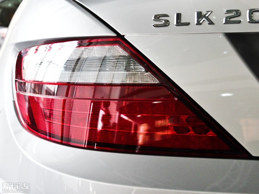 2011YSLK SLK 200 A\