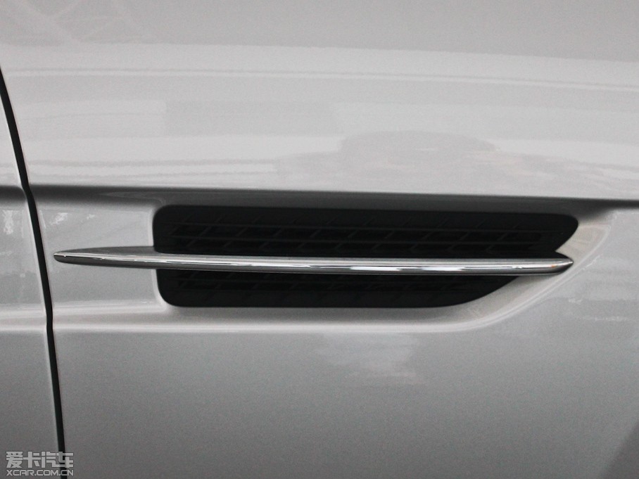 2011YSLK SLK 200 A\