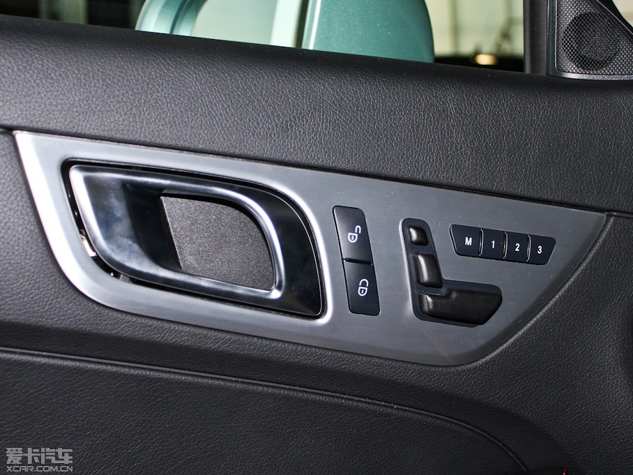 2011YSLK SLK 200 A\