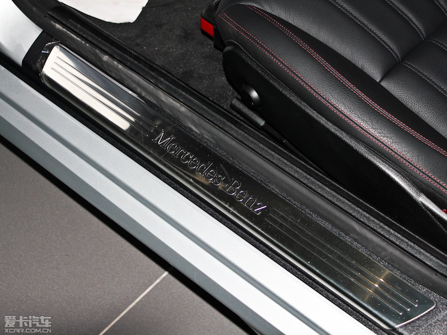 2011YSLK SLK 200 A\