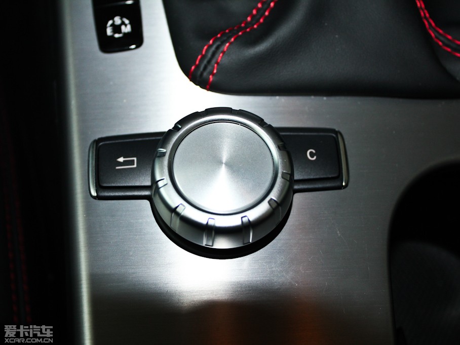 2011YSLK SLK 200 A\