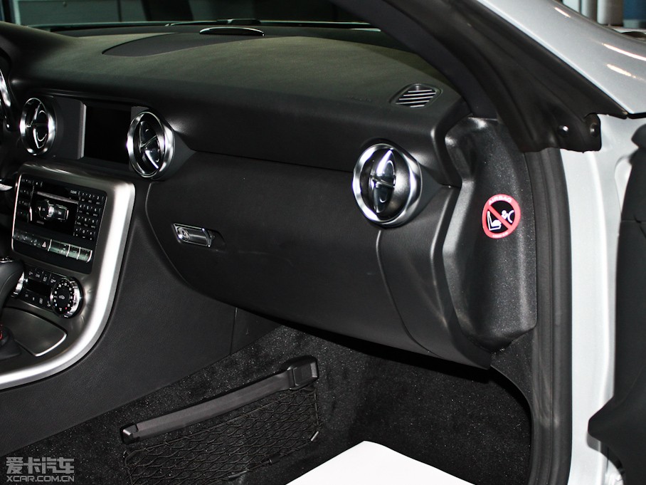 2011YSLK SLK 200 A\