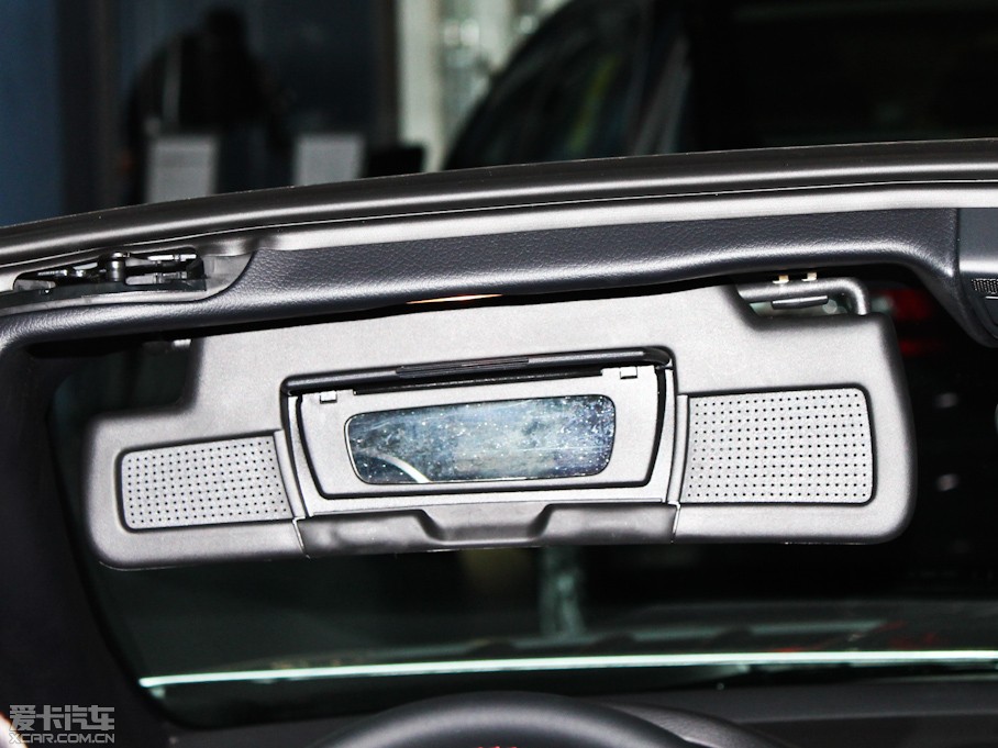 2011YSLK SLK 200 A\