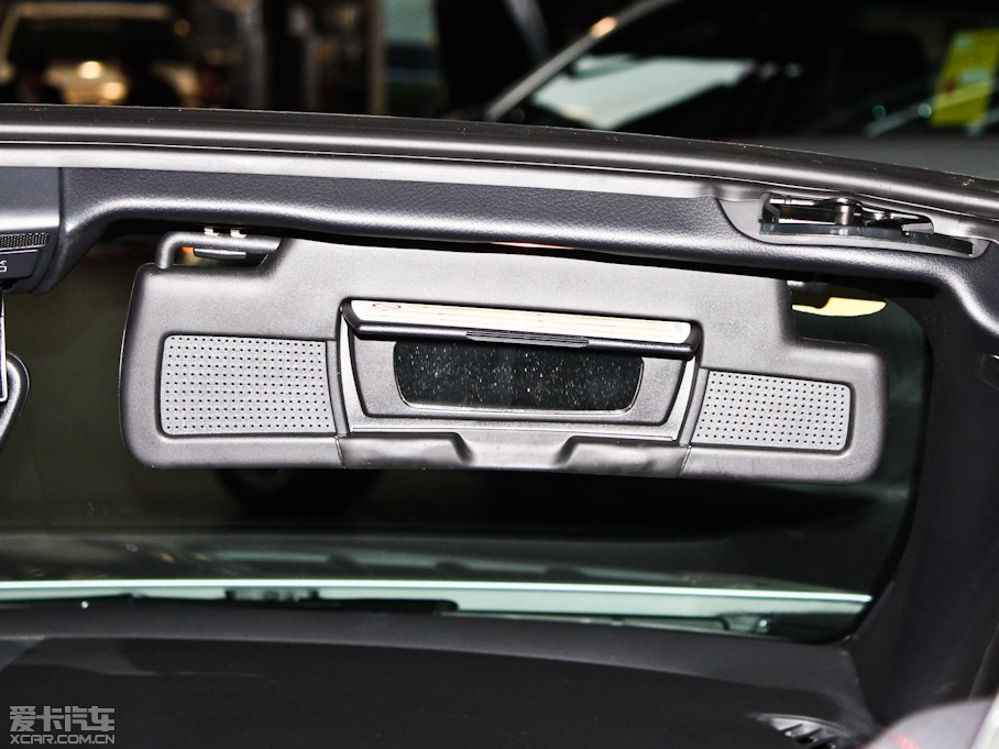 2011YSLK SLK 200 A\