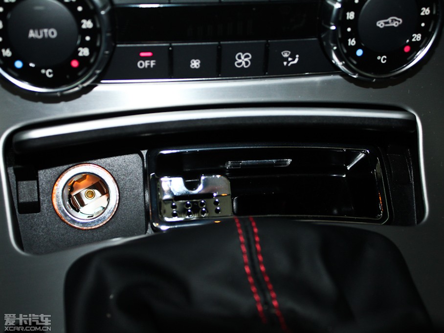 2011YSLK SLK 200 A\