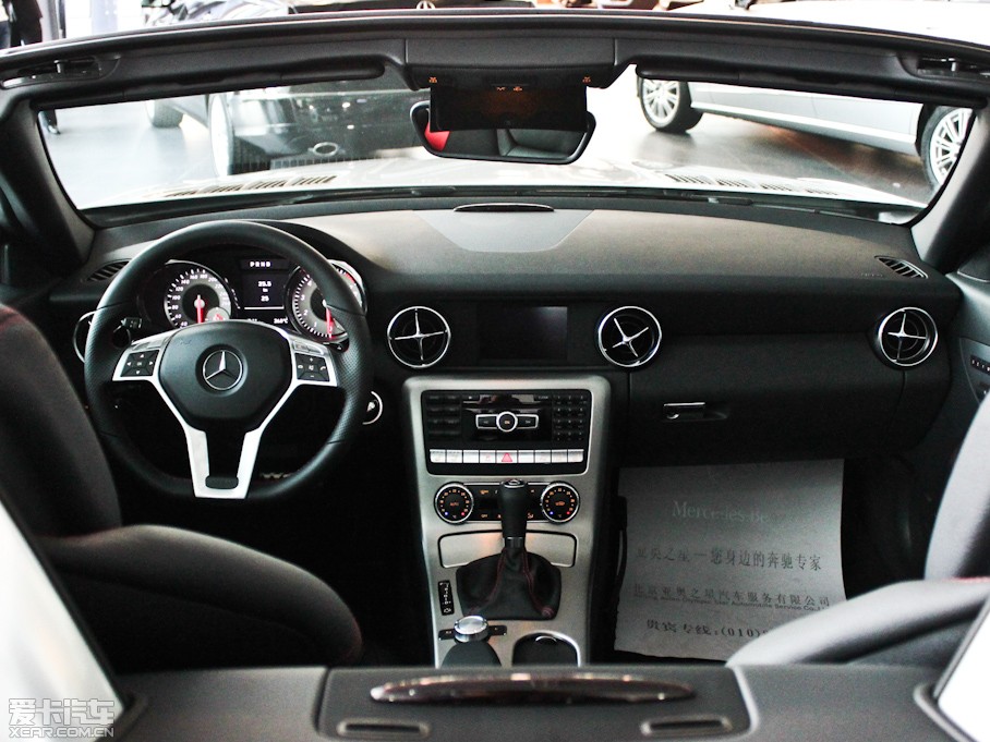 2011YSLK SLK 200 A\