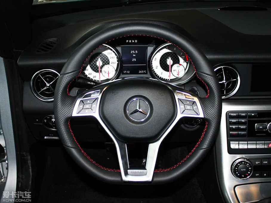 2011YSLK SLK 200 A\