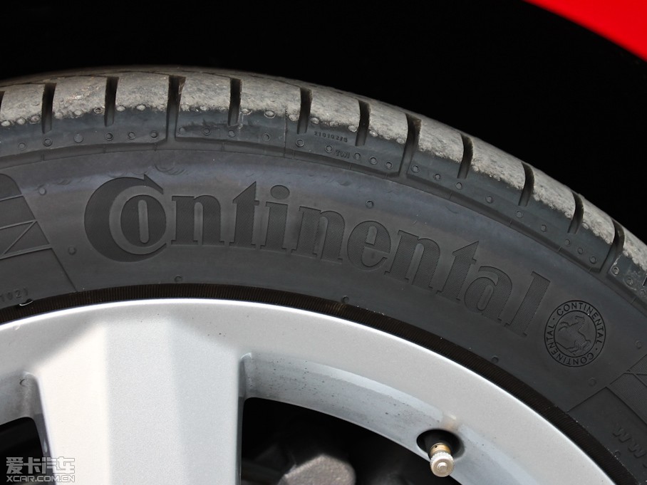 2011YSLK SLK 200 r