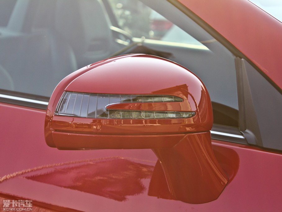 2011YSLK SLK 200 r