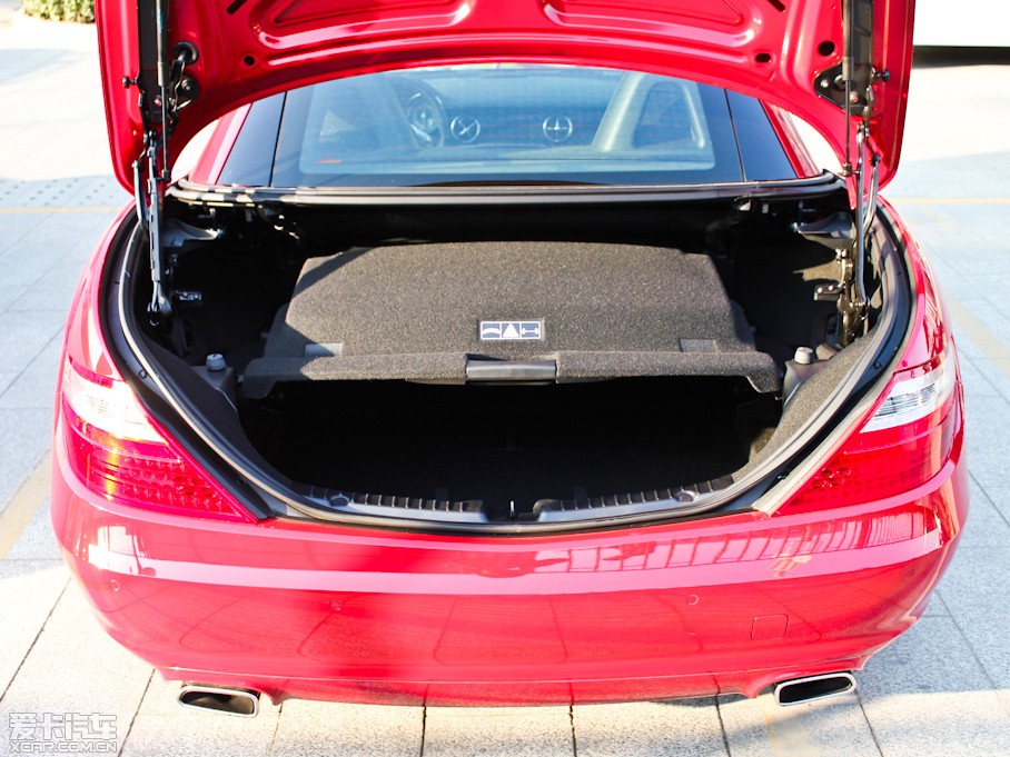 2011YSLK SLK 200 r