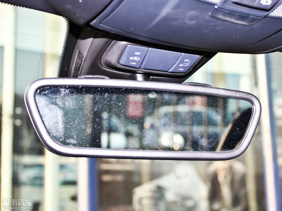 2011YSLK SLK 200 r