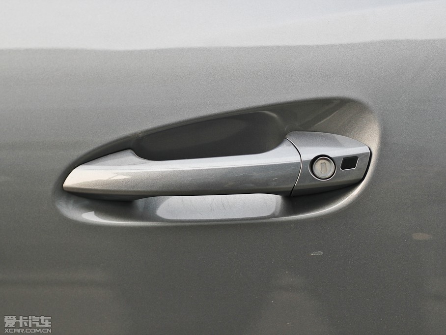 2011YSLK SLK 200 r