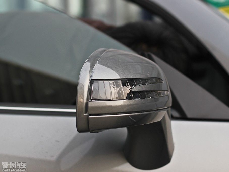 2011YSLK SLK 200 r