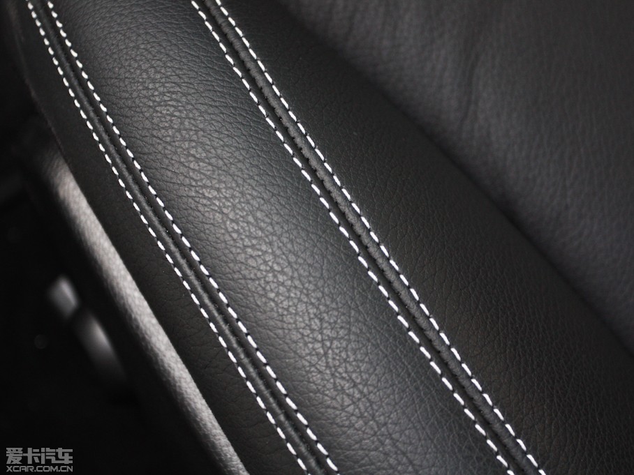 2011YSLK SLK 200 r