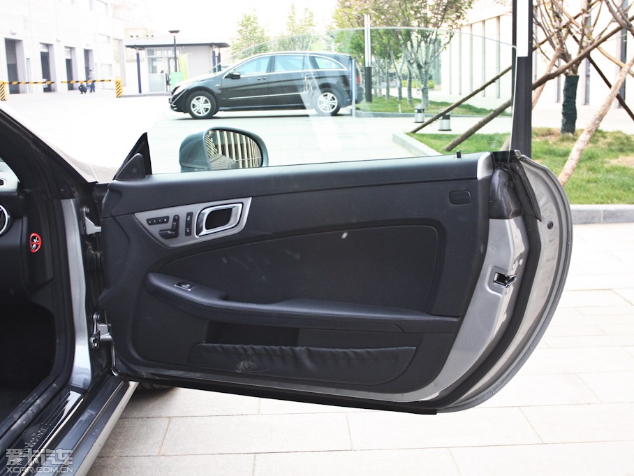 2011YSLK SLK 200 r