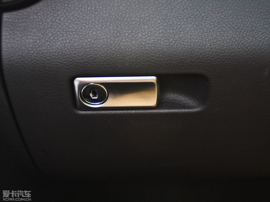 2011YSLK SLK 200 r