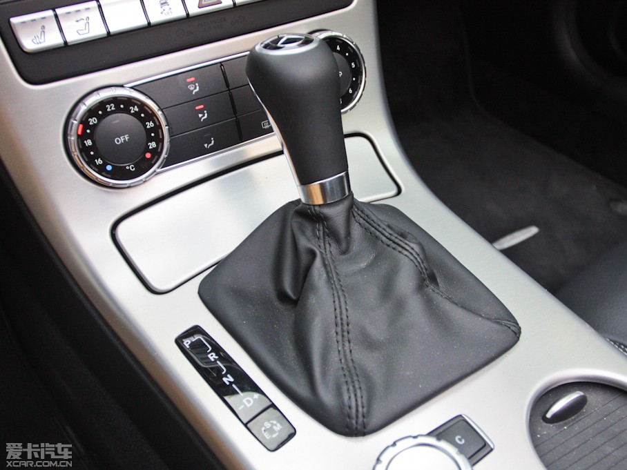 2011YSLK SLK 200 r