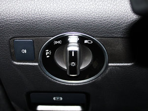 2011SLK 200 A\ п؅^