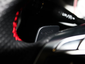 2011SLK 200 A\ п؅^