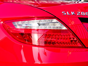 2011SLK 200 r ^