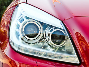 2011SLK 200 r (x)(ji)^