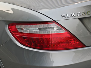 2011SLK 200 r ^