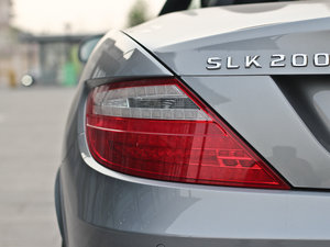 2011SLK 200 r ^