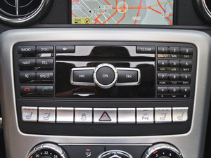 2011SLK 200 r п؅^(q)