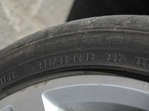 2011款SLK 350 轮胎尺寸